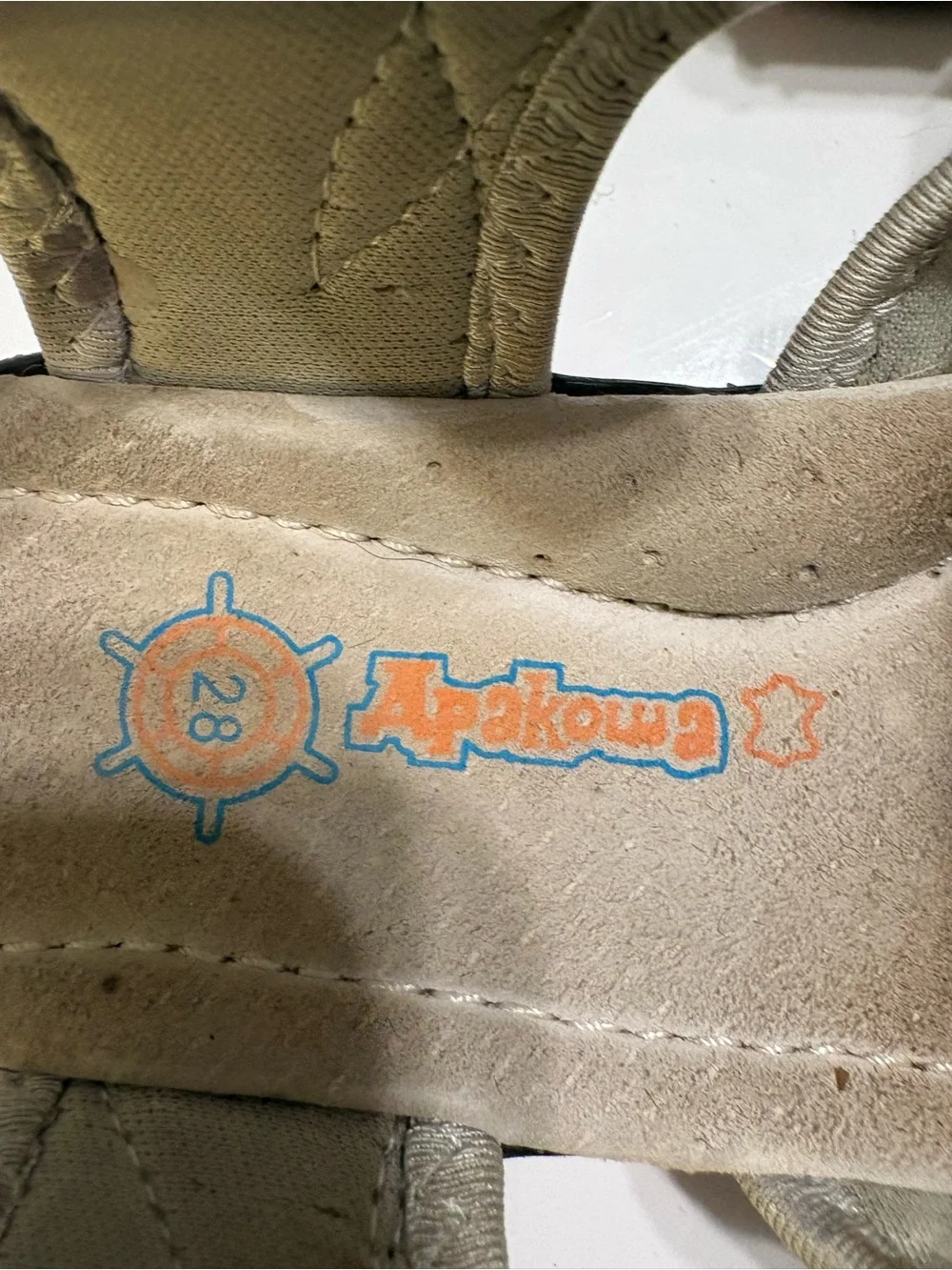 Apakowa Kids Closed Toe Sandals EU Size 28 US Size 11 (Little Kids) Gray/Black